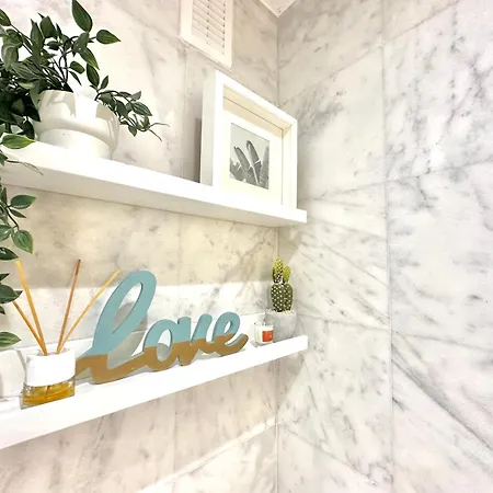 Pla - Modern With Private Terrace And Ac - 2 Min From The Train Station Appartement *