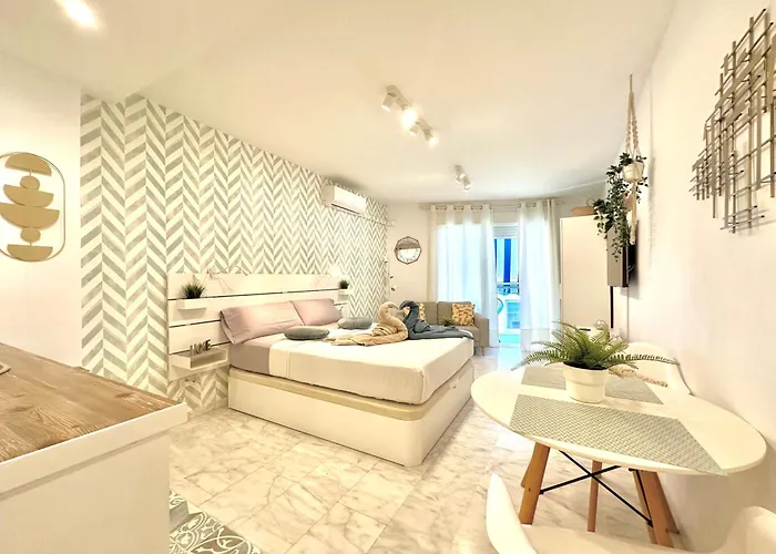 Pla - Bonito Con Terraza